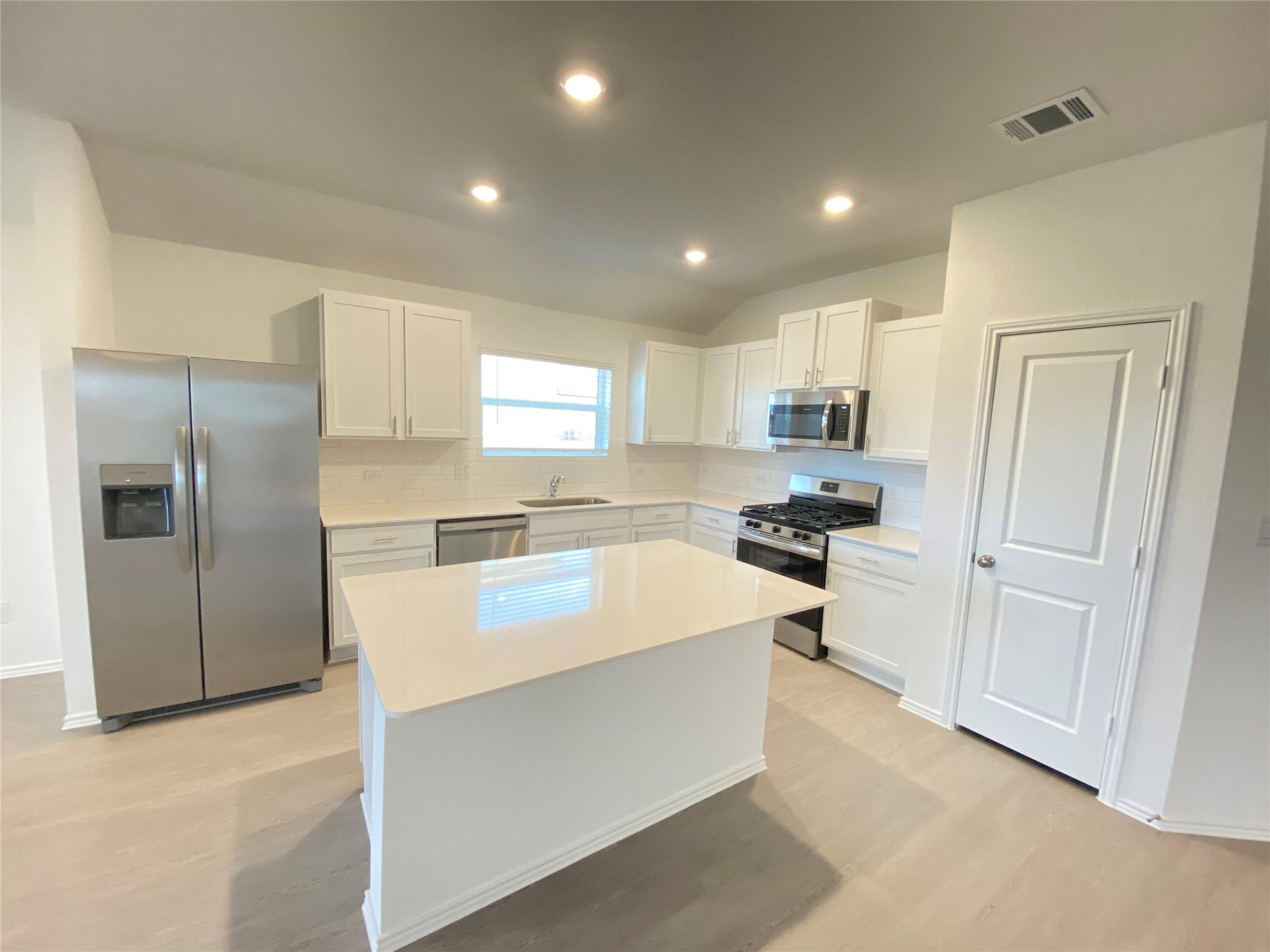 1400 Pickerel Street Leander TX 78641