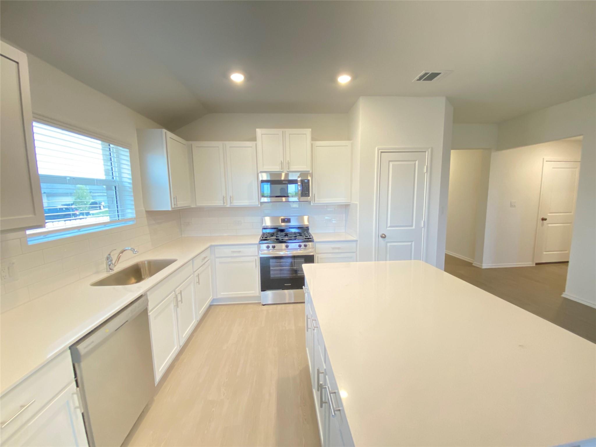 1400 Pickerel Street Leander TX 78641