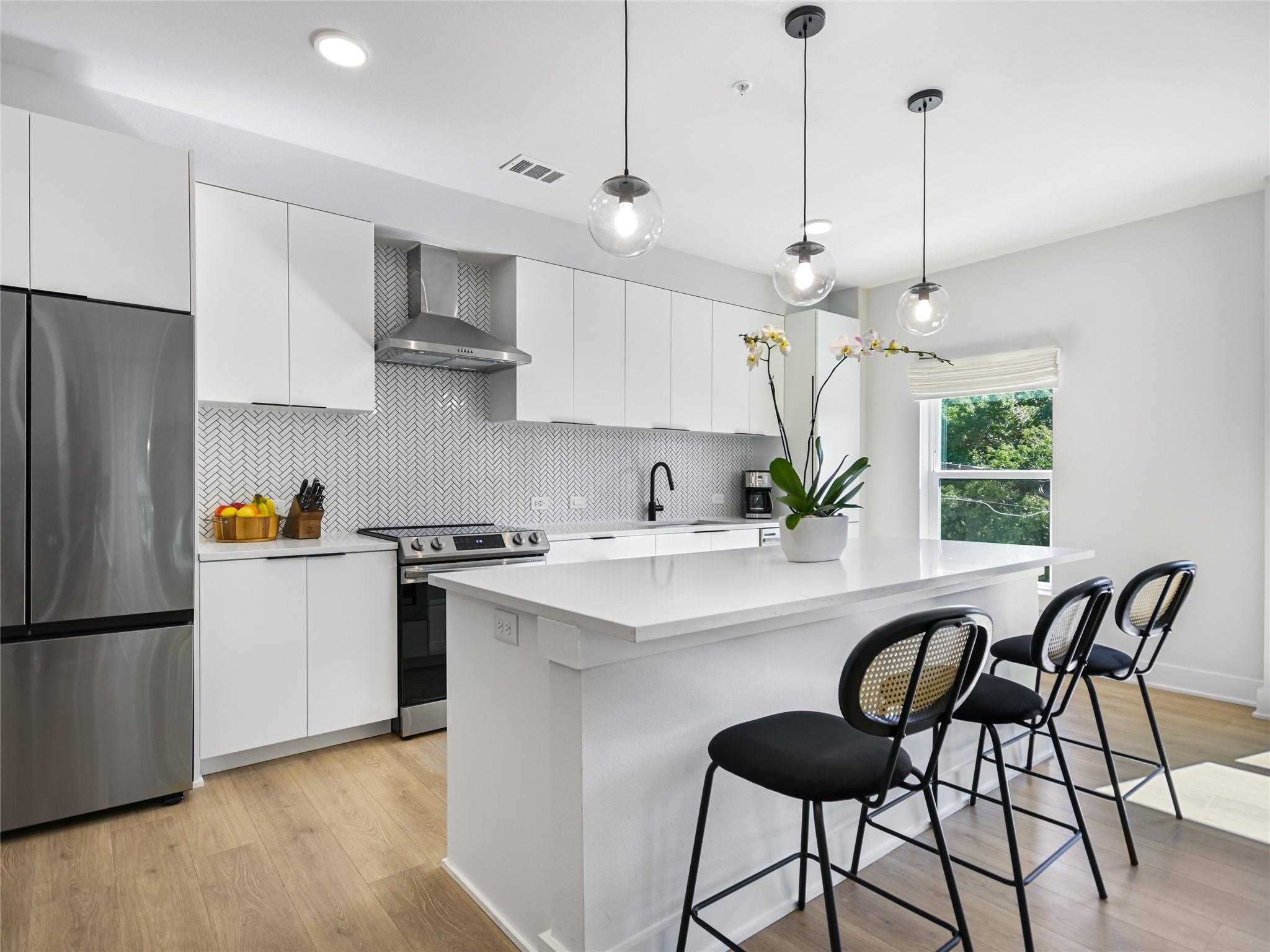 2500 Longview Street Austin TX 78705