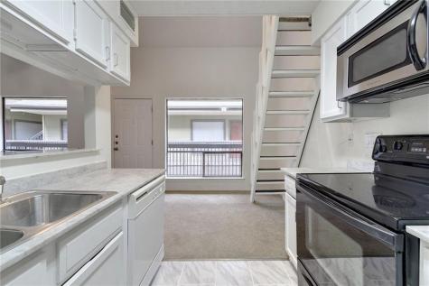 908 Poplar Street Austin TX 78705