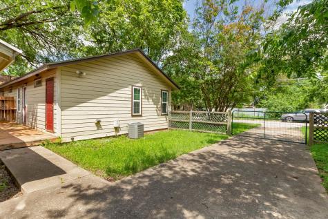 913 E 53rd 1/2 Street Austin TX 78751