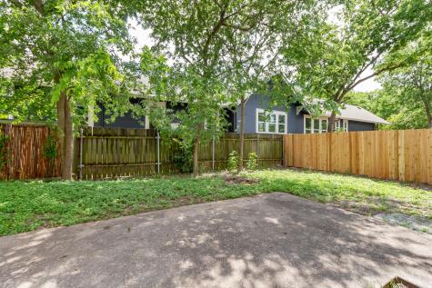 913 E 53rd 1/2 Street Austin TX 78751