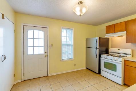 913 E 53rd 1/2 Street Austin TX 78751