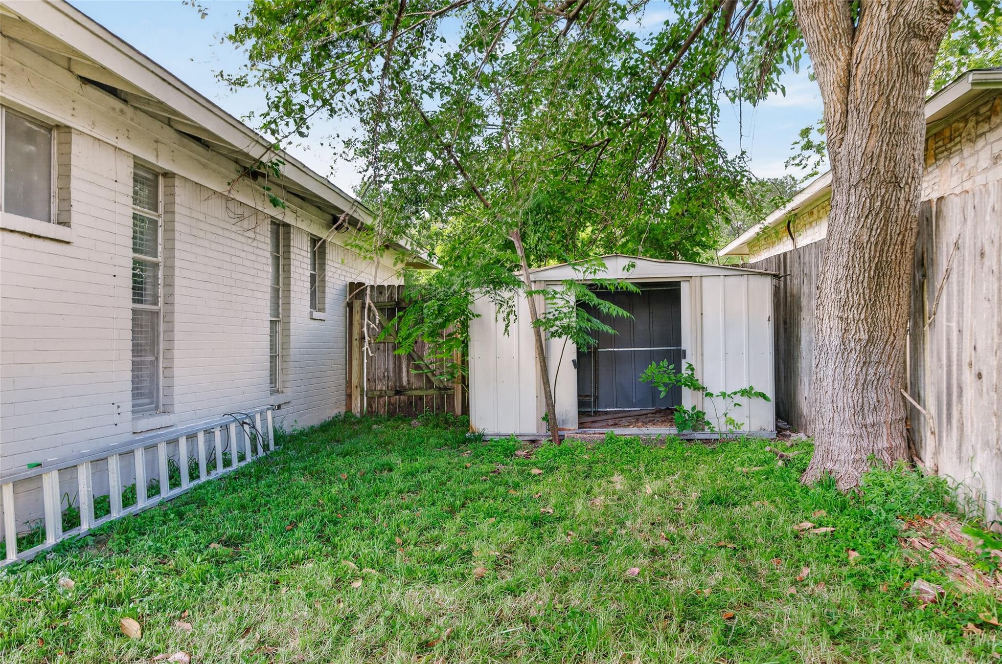 11902 Oakbrook Drive Austin TX 78753
