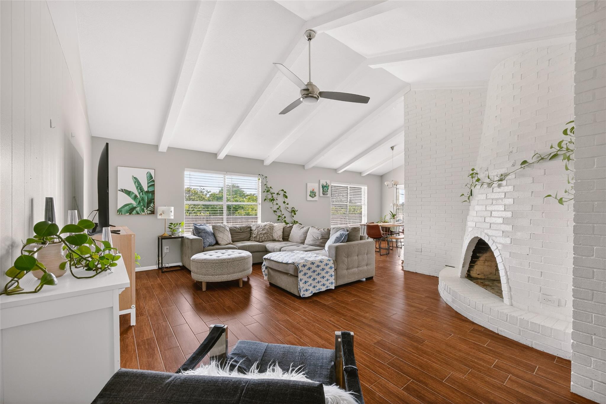 11902 Oakbrook Drive Austin TX 78753