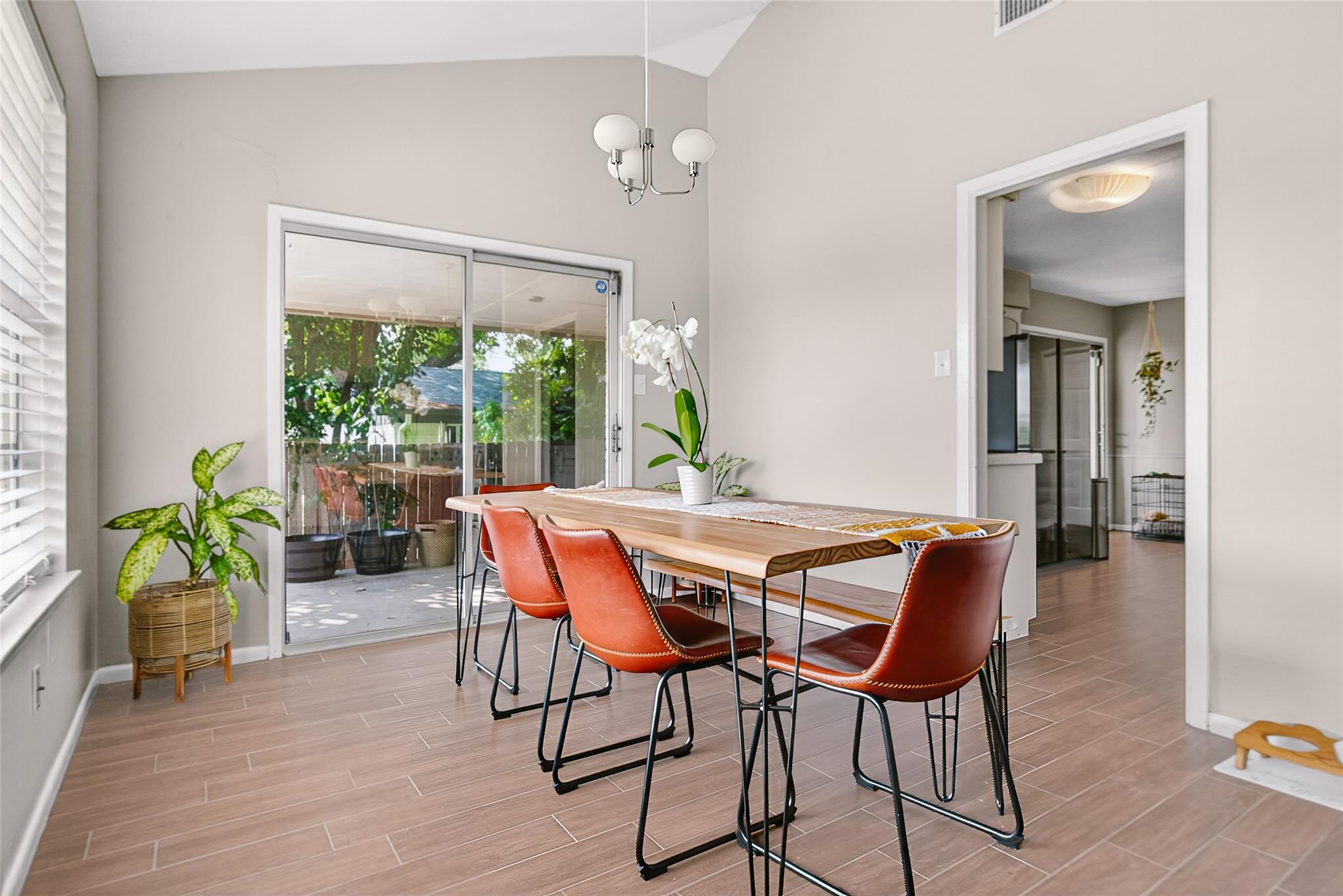 11902 Oakbrook Drive Austin TX 78753