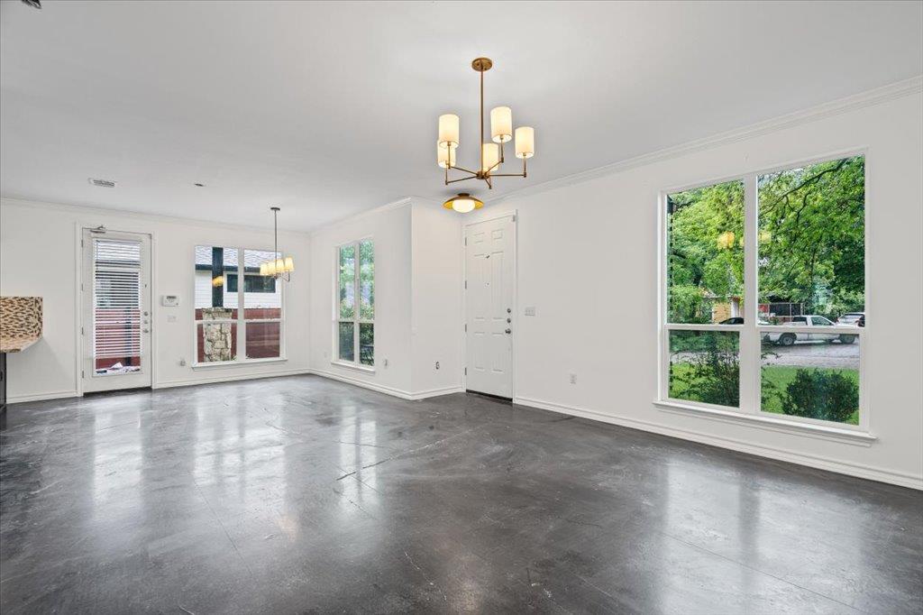 2947 Moss Street Austin TX 78722