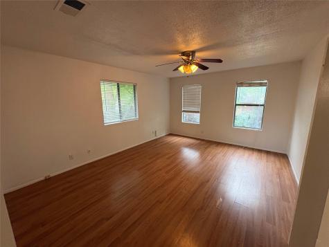 1011 Chesapeake Drive Austin TX 78758