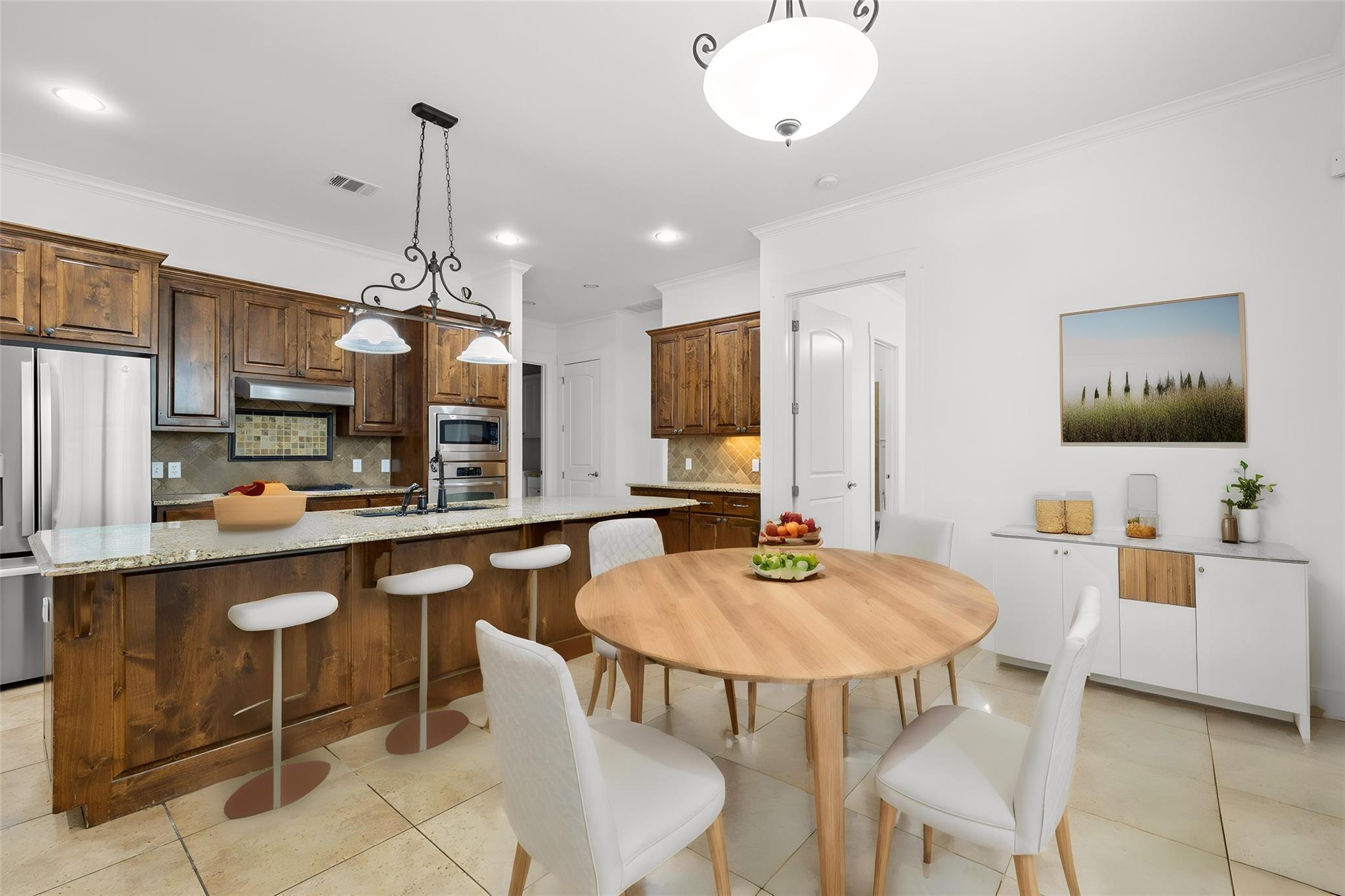 1607 Chelsea Lane Austin TX 78704