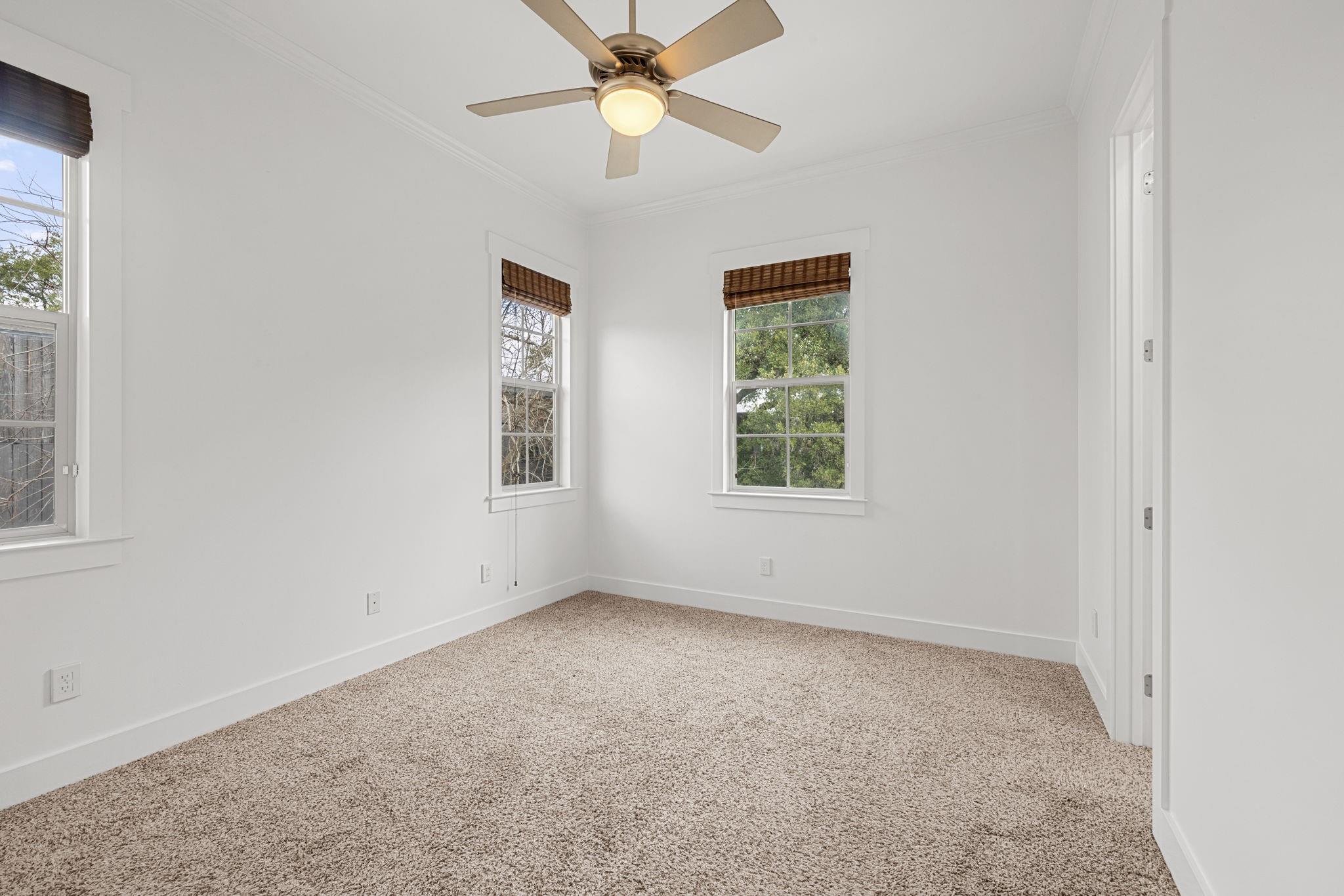 1607 Chelsea Lane Austin TX 78704
