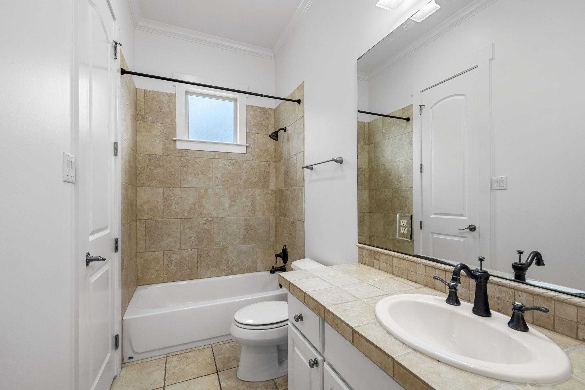 1607 Chelsea Lane Austin TX 78704