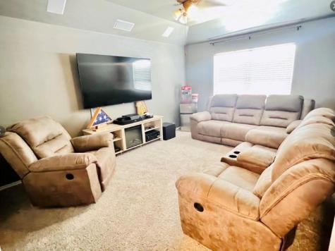 2311 Encino Mist San Antonio TX 78259