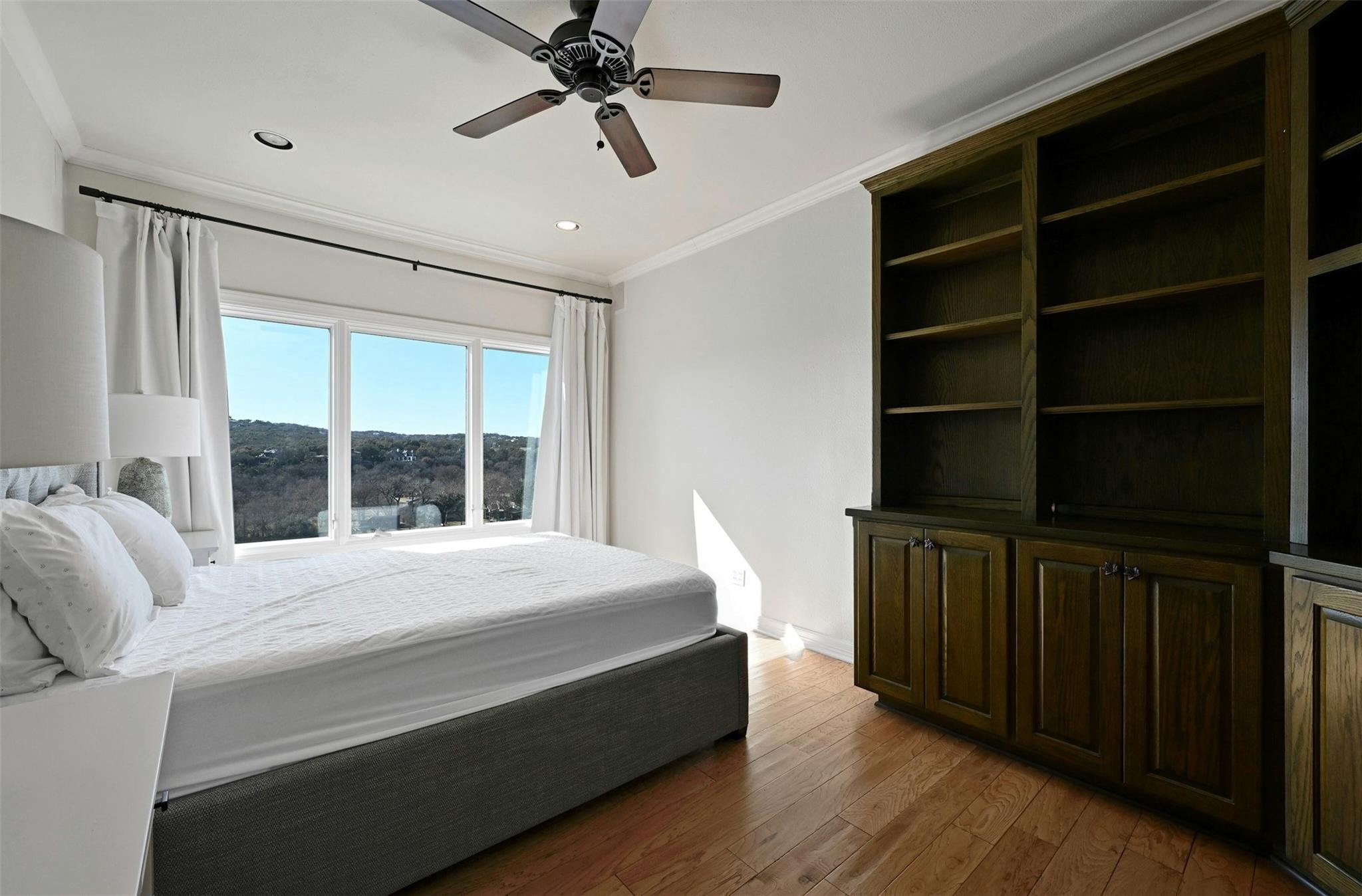 5606 Craggy Point Austin TX 78731