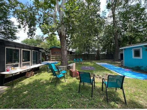 2203 N Plains Avenue Austin TX 78757