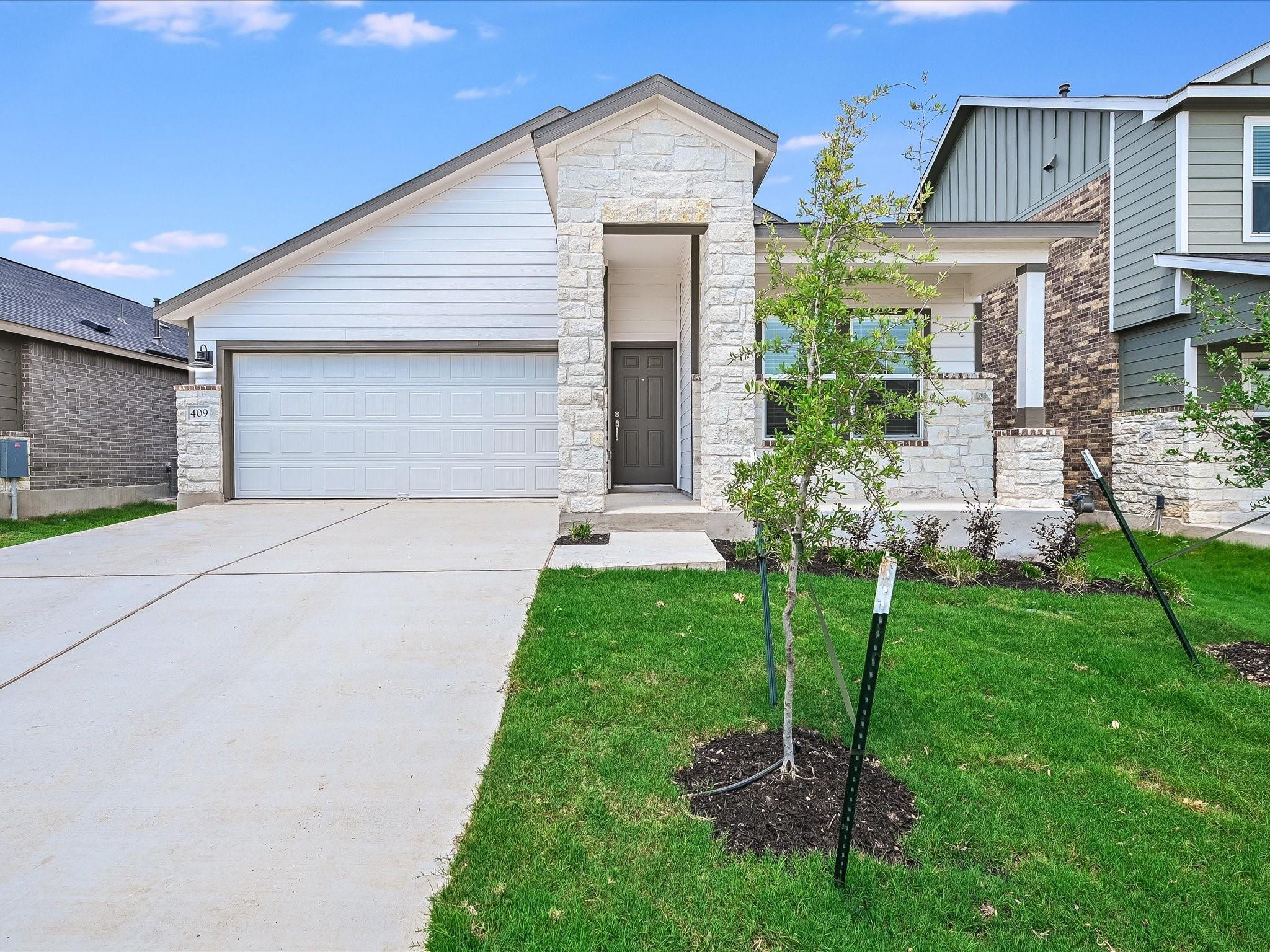 409 Alamito Avenue Kyle TX 78640
