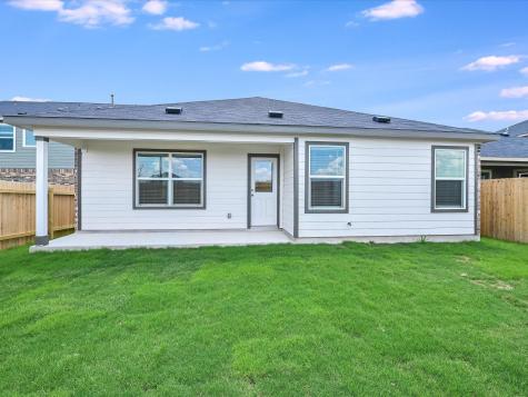 409 Alamito Avenue Kyle TX 78640