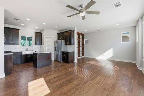 1912 Dinsdale Lane Austin TX 78741