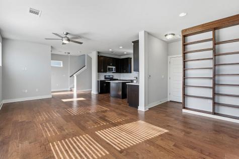 1912 Dinsdale Lane Austin TX 78741