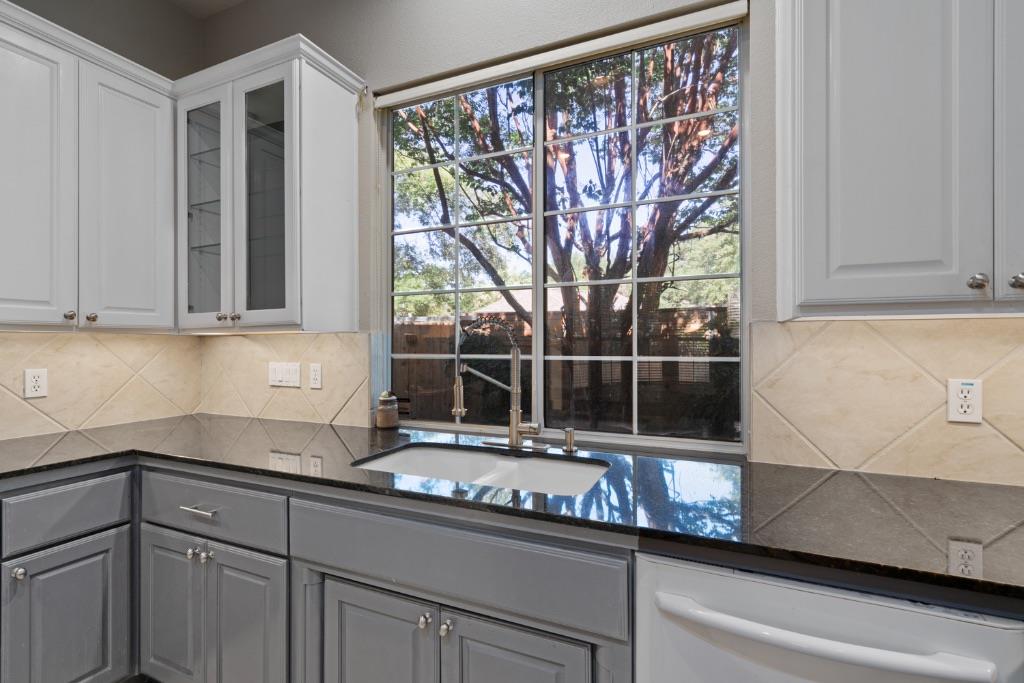 3906 Gaines Court Austin TX 78735