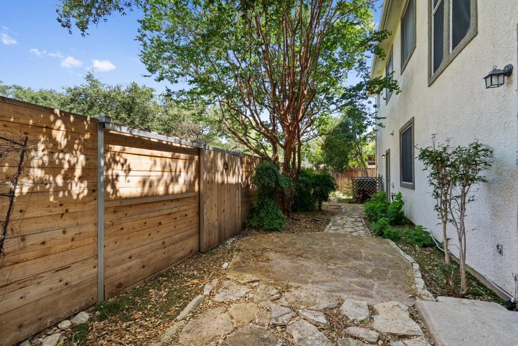 3906 Gaines Court Austin TX 78735