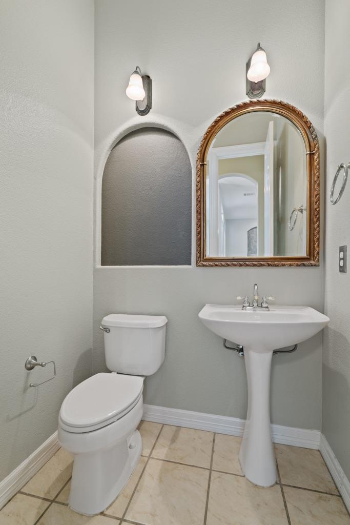 3906 Gaines Court Austin TX 78735
