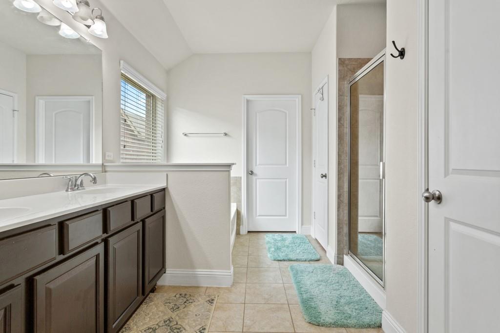 1916 Elaina Loop Leander TX 78641