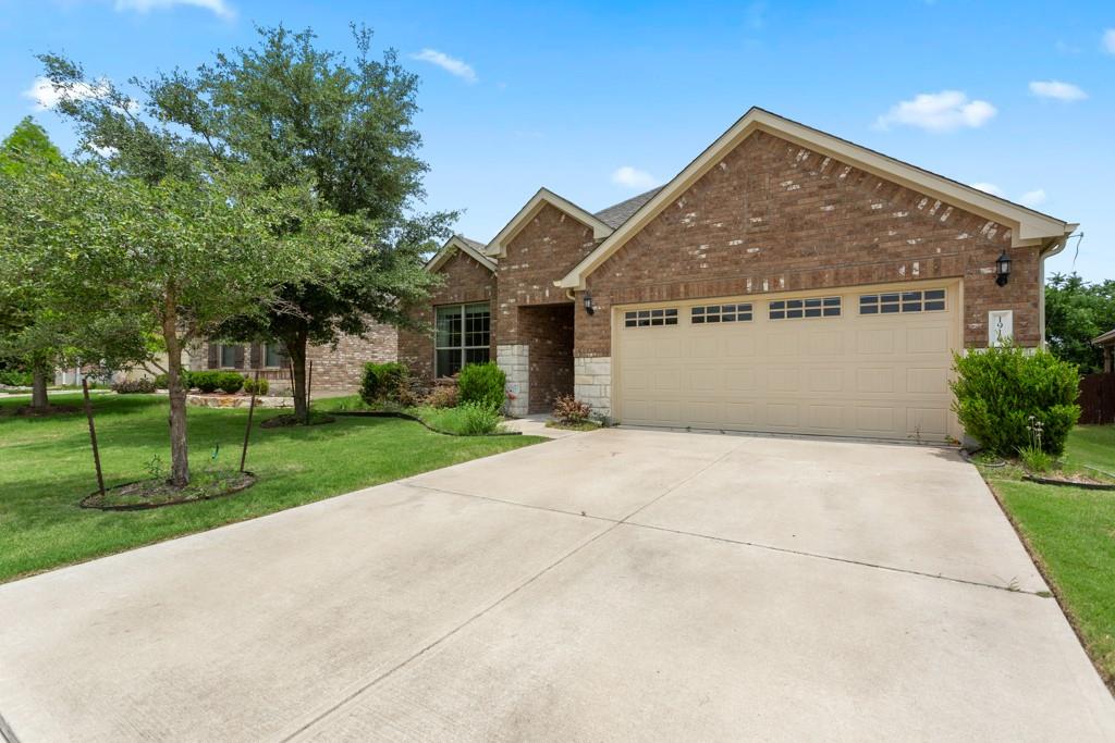1916 Elaina Loop Leander TX 78641