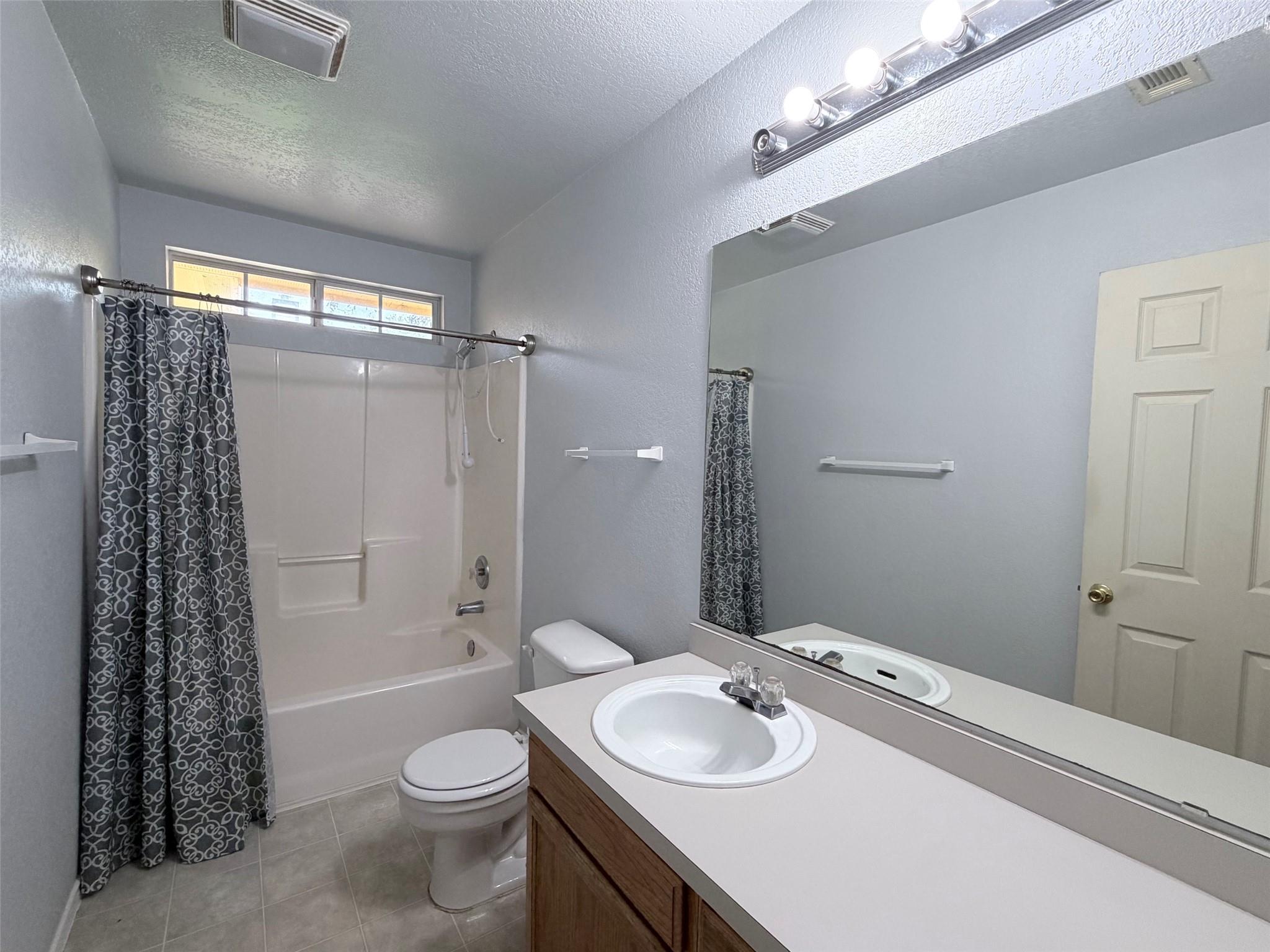 142 Nuuanu Lane Bastrop TX 78602