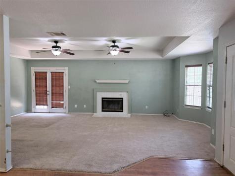 142 Nuuanu Lane Bastrop TX 78602
