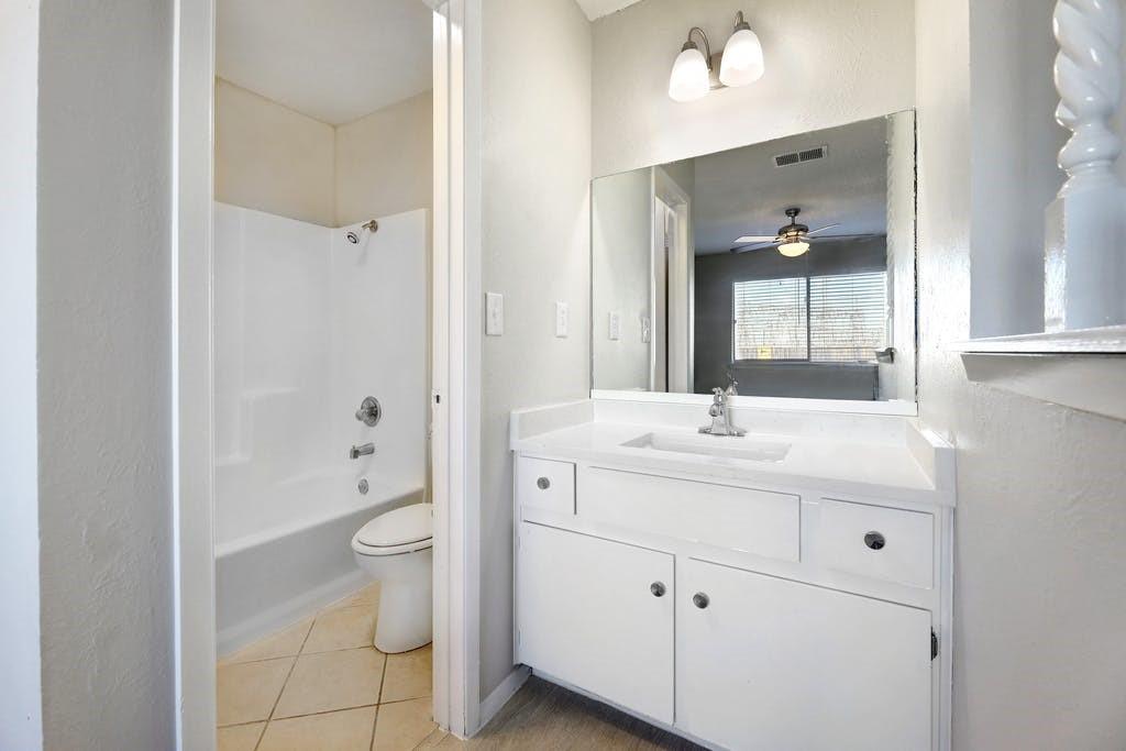 1214 Doonesbury Drive Austin TX 78758