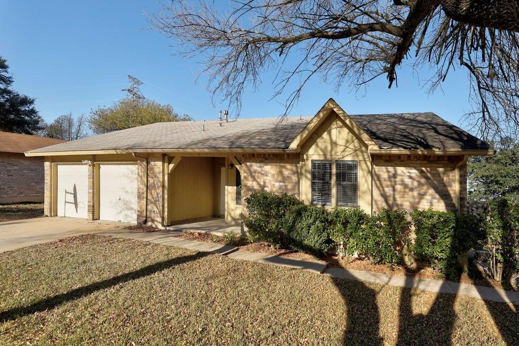 1214 Doonesbury Drive Austin TX 78758