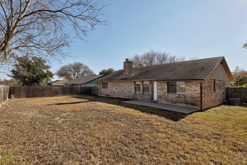 1214 Doonesbury Drive Austin TX 78758