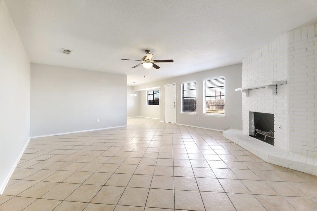 1214 Doonesbury Drive Austin TX 78758