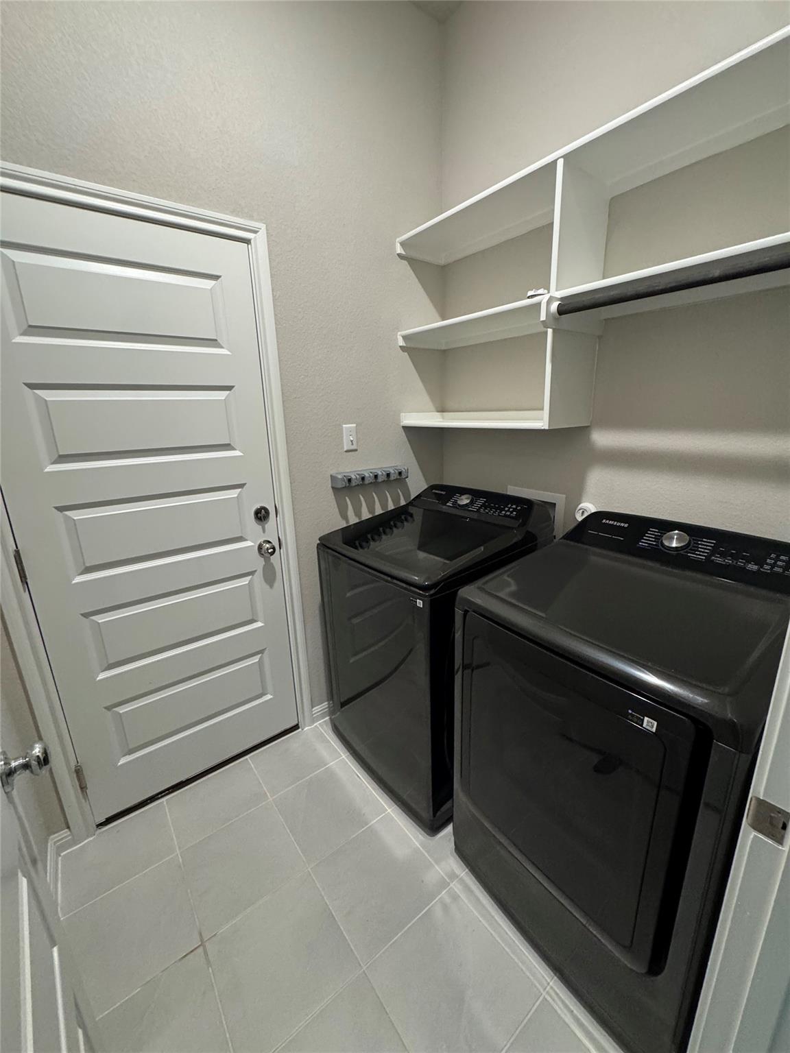 108 Bendecido Loop Elgin TX 78621