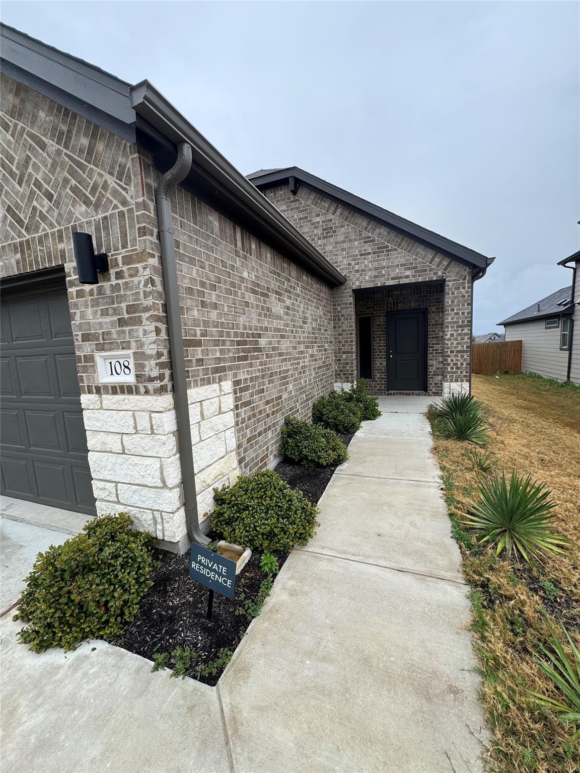 108 Bendecido Loop Elgin TX 78621