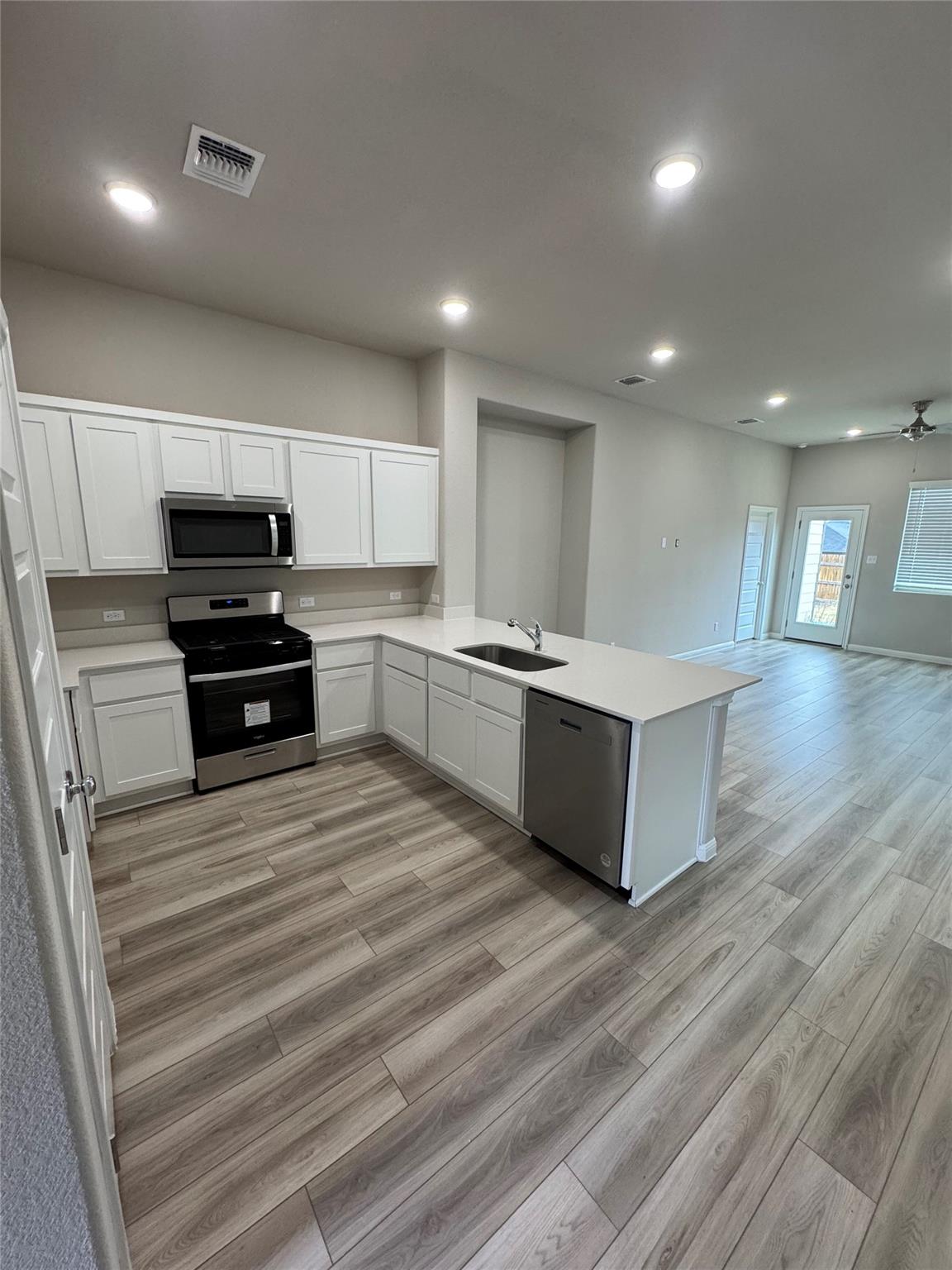 108 Bendecido Loop Elgin TX 78621
