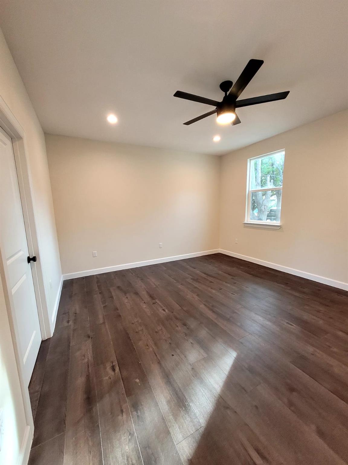 750 S Main Street Lockhart TX 78644