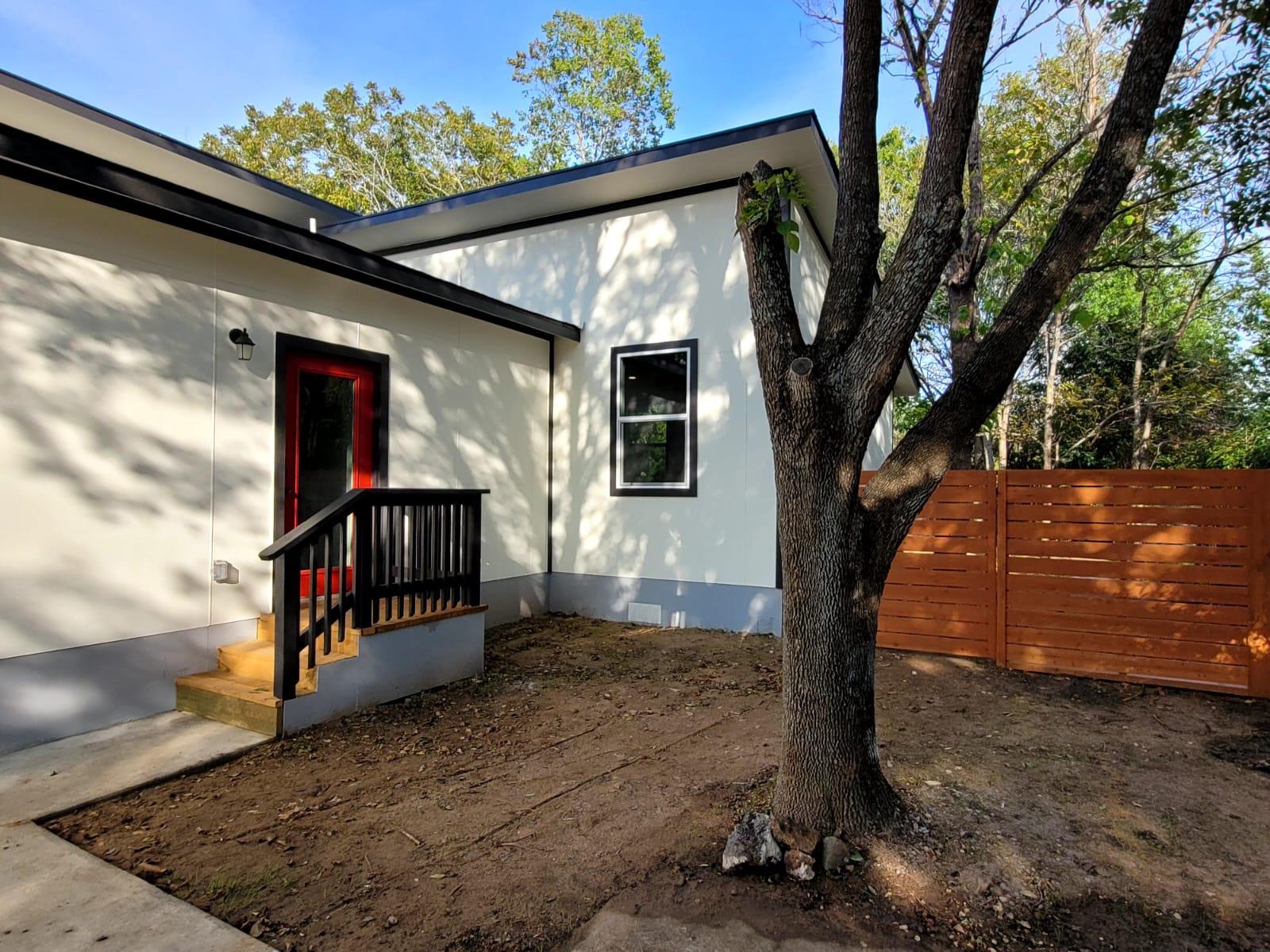 750 S Main Street Lockhart TX 78644