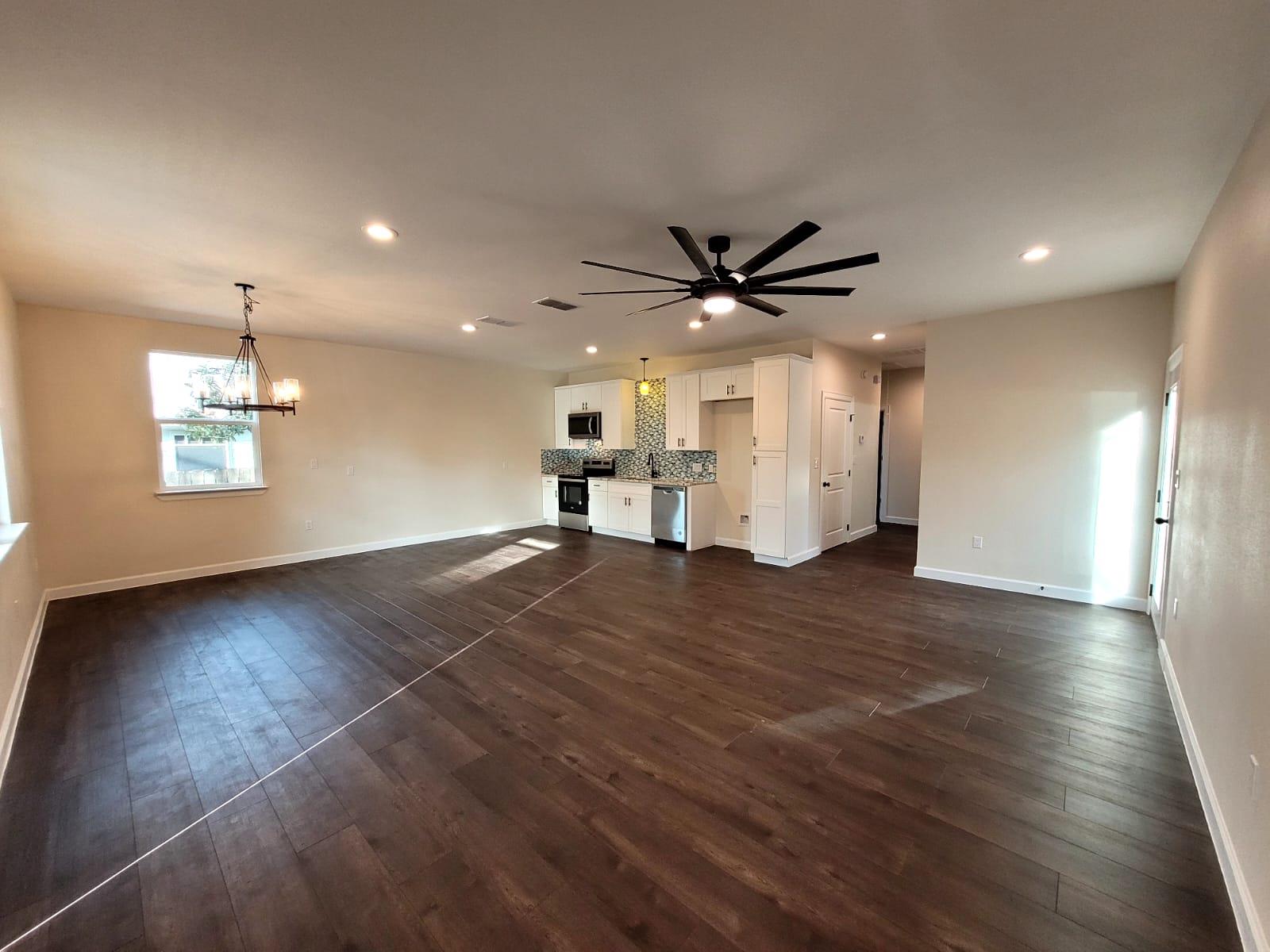 750 S Main Street Lockhart TX 78644