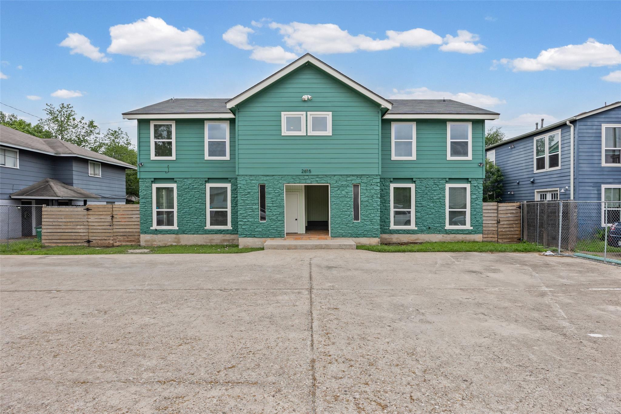 2615 Ektom Drive Austin TX 78745