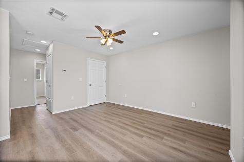 2615 Ektom Drive Austin TX 78745