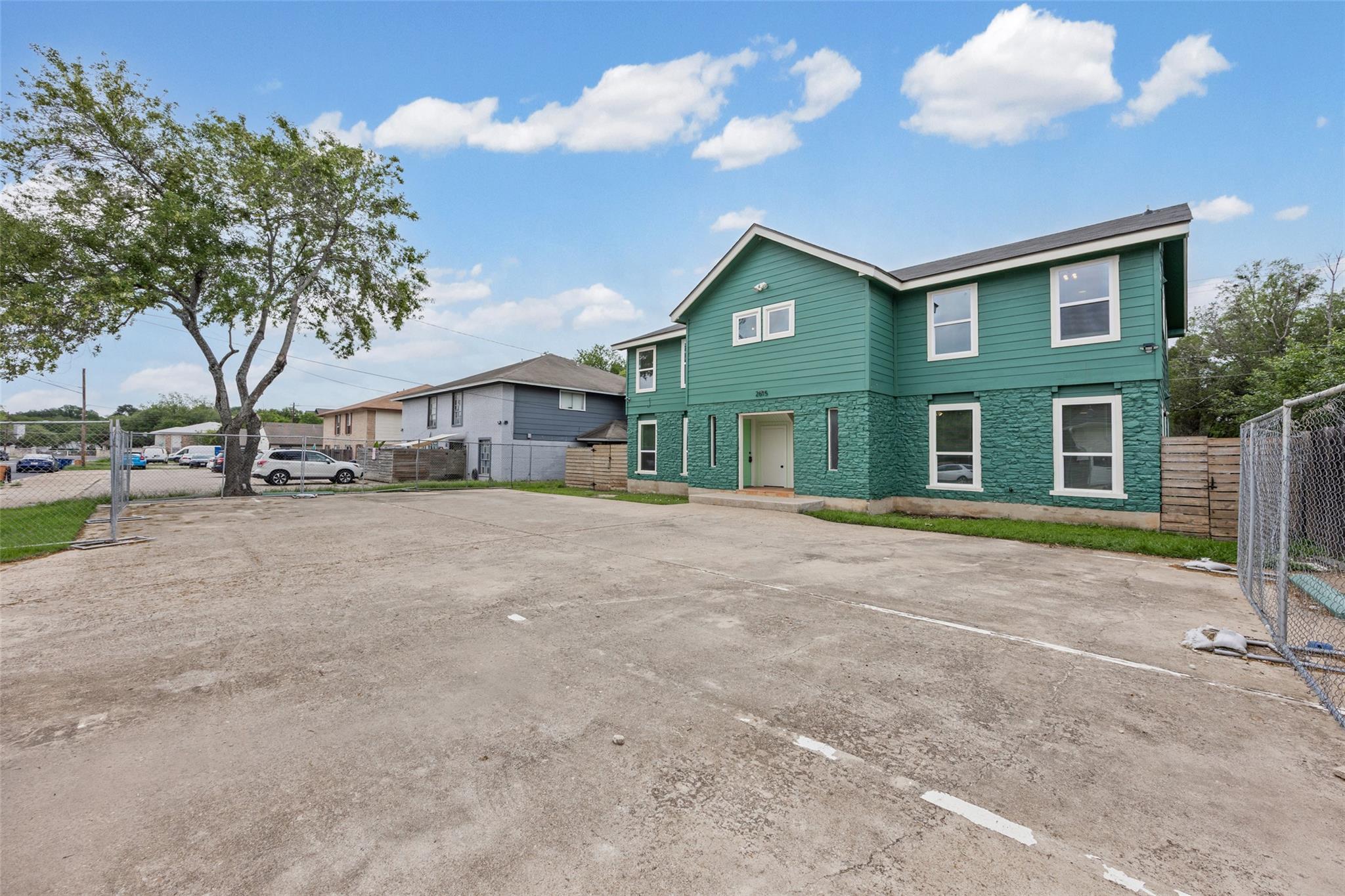 2615 Ektom Drive Austin TX 78745