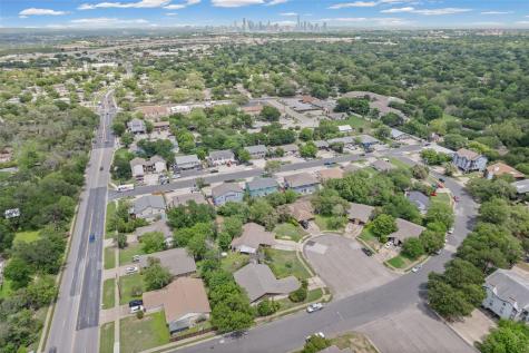 2615 Ektom Drive Austin TX 78745