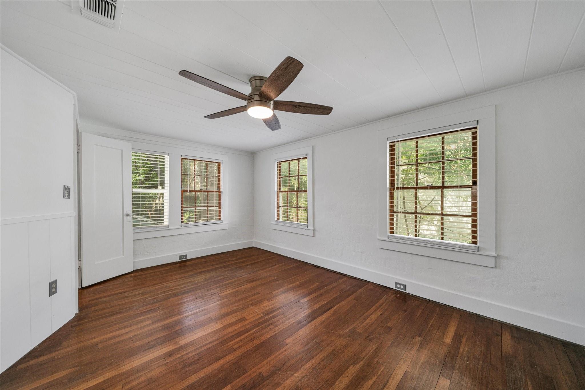 2904 Harris Park Avenue Austin TX 78705