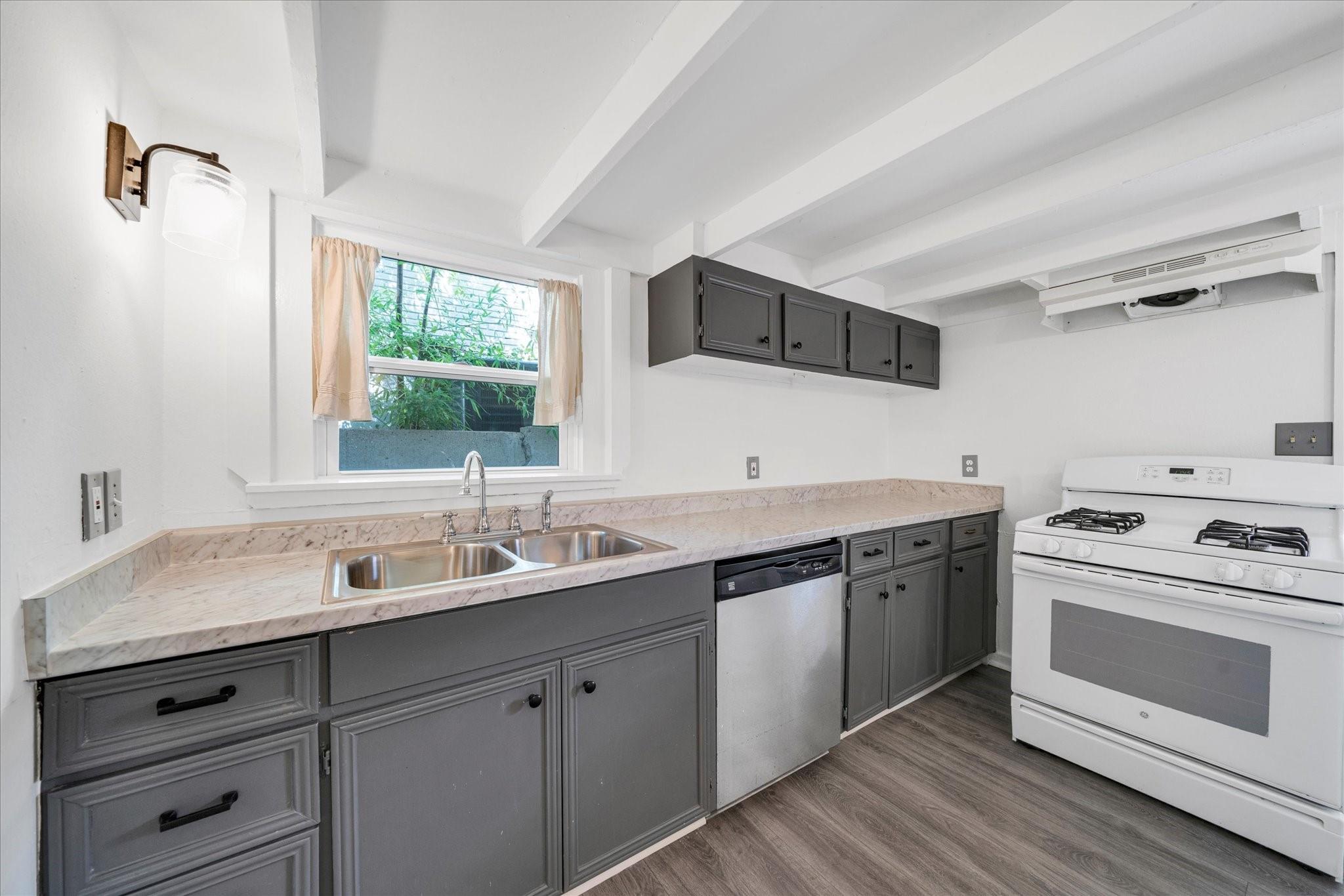 2904 Harris Park Avenue Austin TX 78705