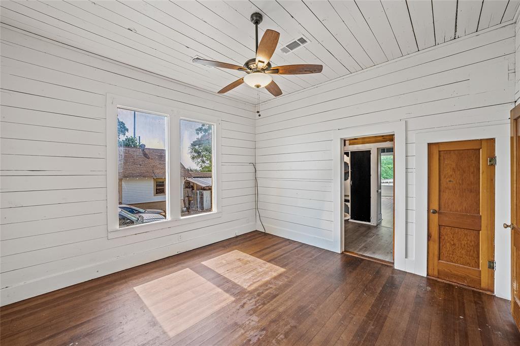 433 E Davilla Street Bartlett TX 76511