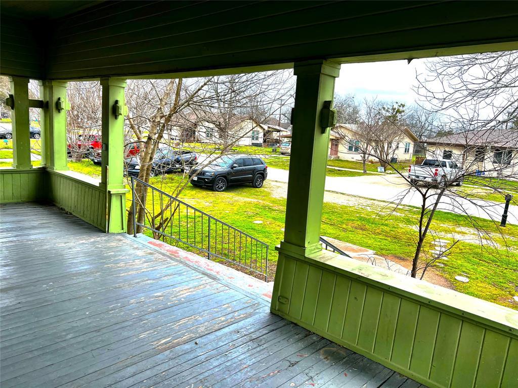 433 E Davilla Street Bartlett TX 76511
