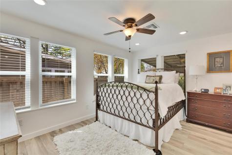 5206 Grover Avenue Austin TX 78756