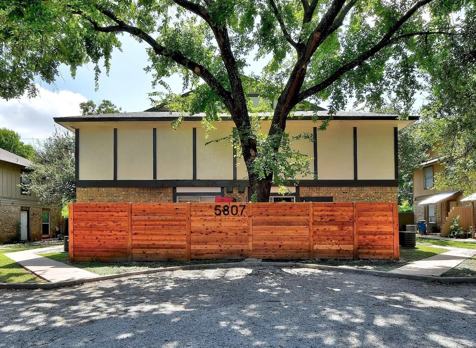 5807 Cougar Drive Austin TX 78745
