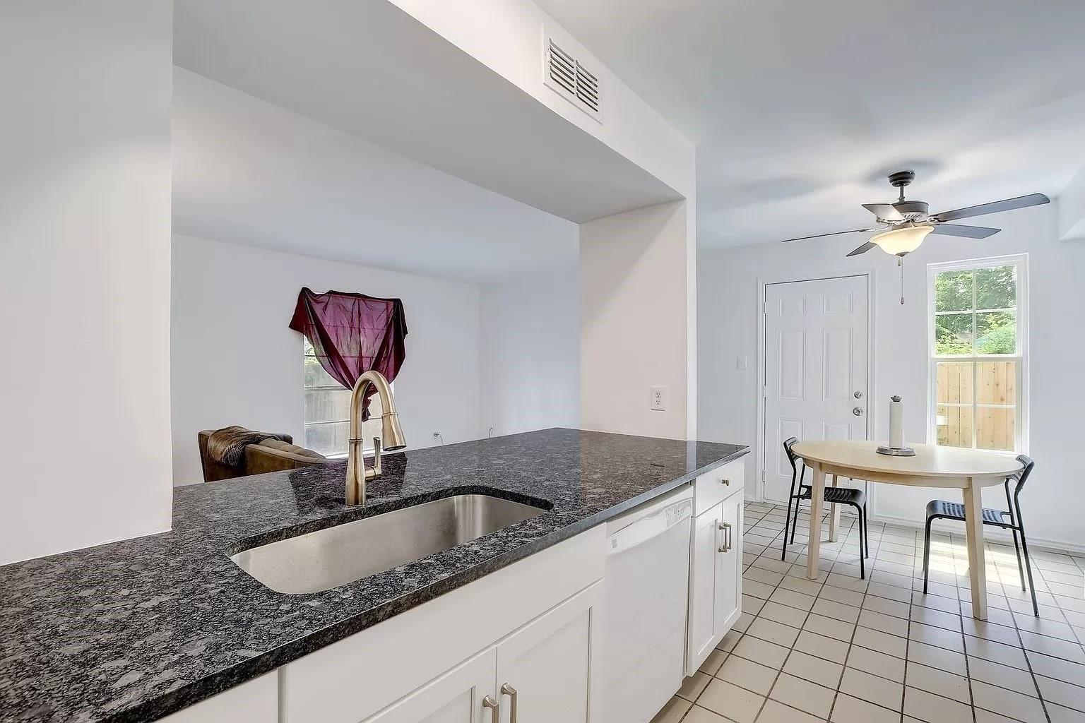 5807 Cougar Drive Austin TX 78745